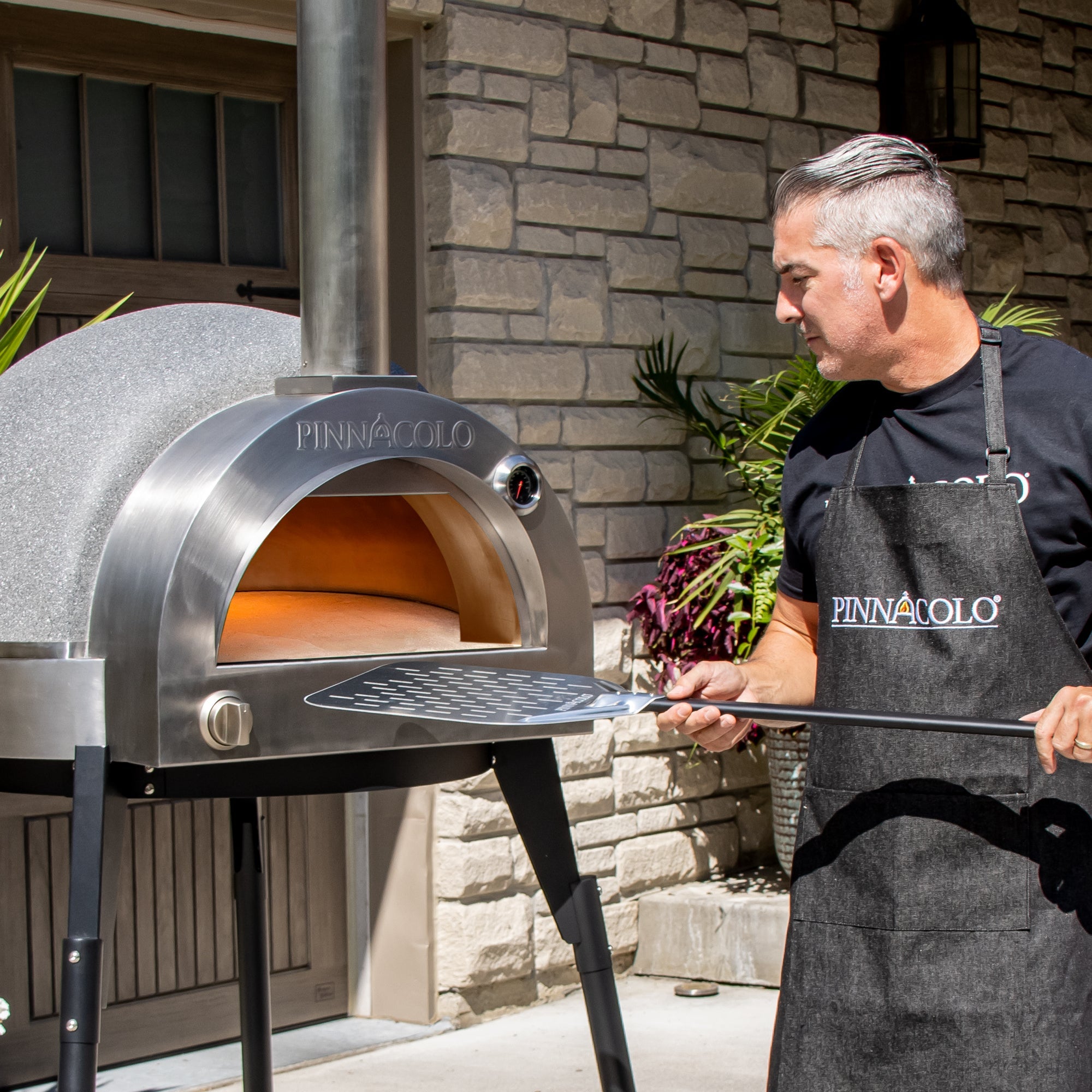 PINNACOLO® L'ARGILLA- Thermal Clay Gas Powered Pizza Oven